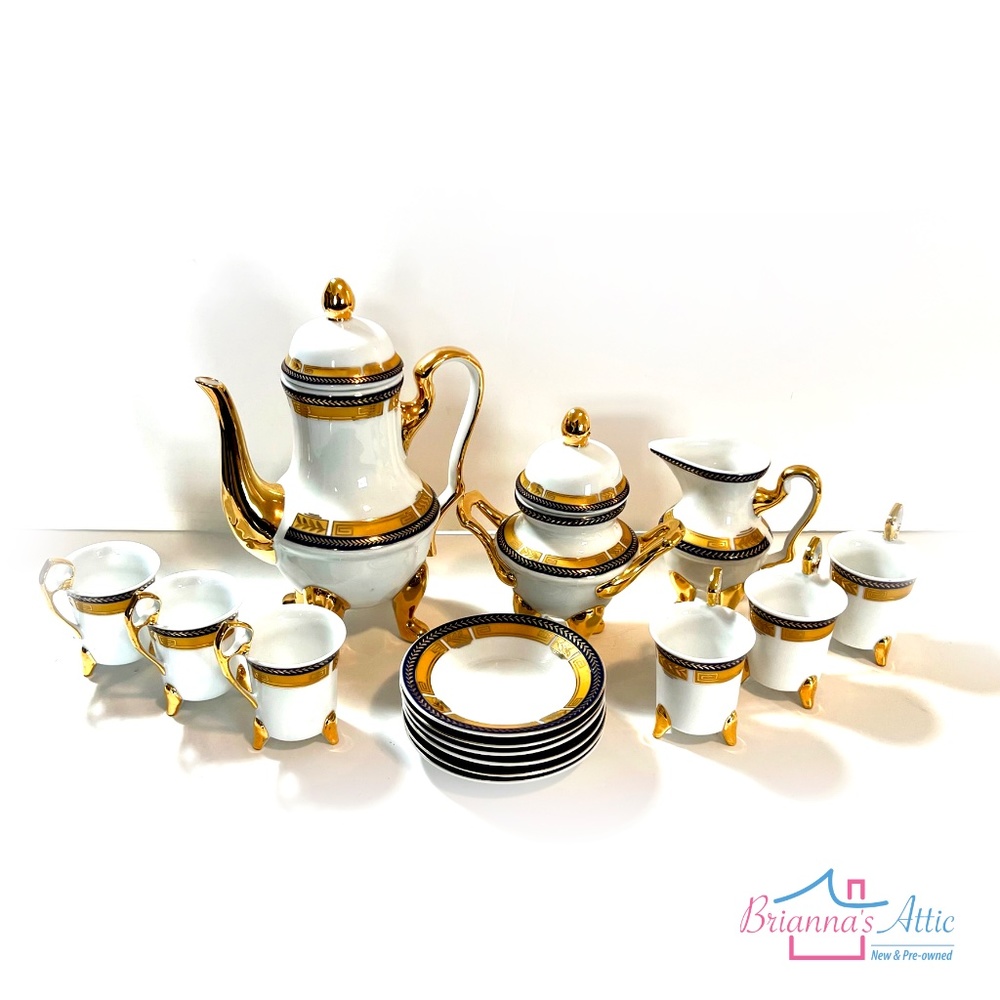 Yau Shing Laurel Shield Vintage Fine Porcelain Espresso/Demitasse Set 15 Piece